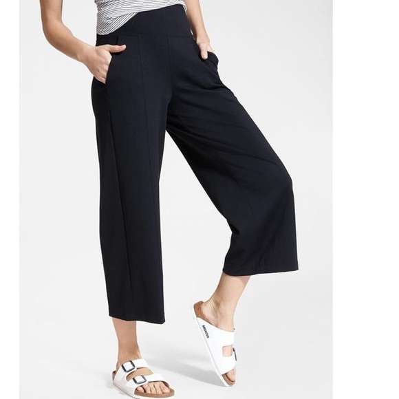Athleta Pants - Athleta globe trotter ankle crop pants